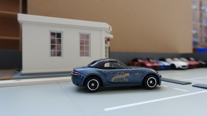 Illustration for article titled Land of the Rising Sun(day): Mazda Roadster